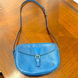 Auth LOUIS VUITTON Epi Johnefeuille Blue Body Shoulder Bag Purse used